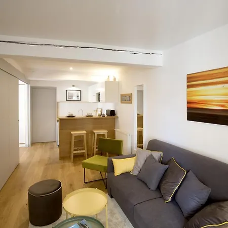 Apartamento Centre Historique - Tour Du Pin 2 *