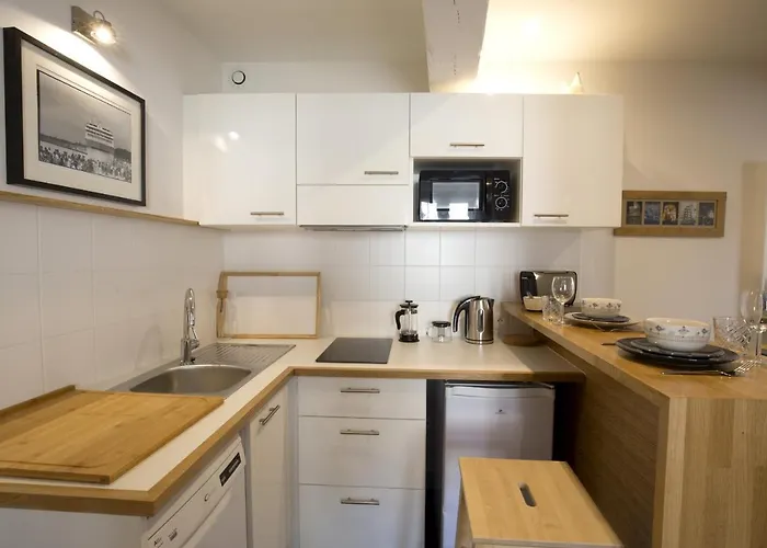 Daire Centre Historique - Tour Du Pin 2