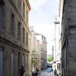 Centre Historique - Tour Du Pin 2 *
